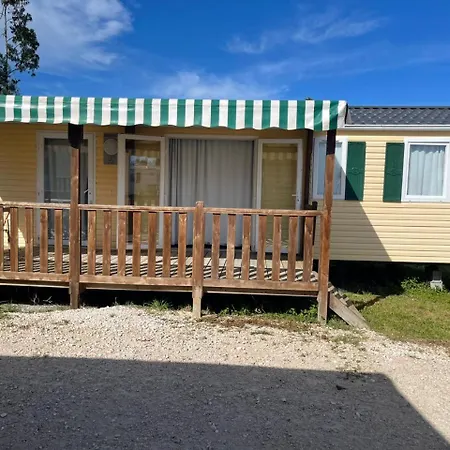 Martins Nazare Land's Hause *