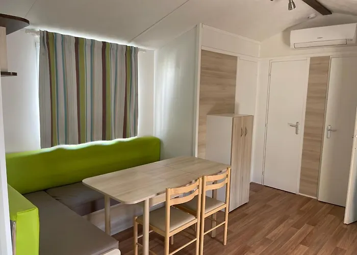 Martins Nazare Land's Hause Pataias